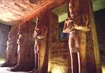 L'intérieur du Temple de Ramses II à Abou Simbel